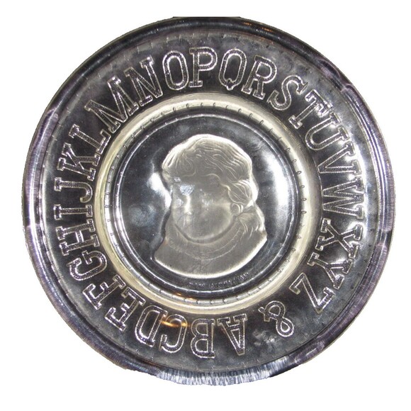 Vintage Clay's Crystal Works Victorian Children's Alphabet Plate 8" - Picture 3 of 3